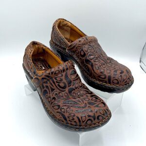 BOC Born Concept Peggy Women's Brown Leather Clogs, size 6